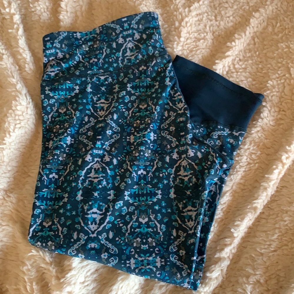 Capri length leggings